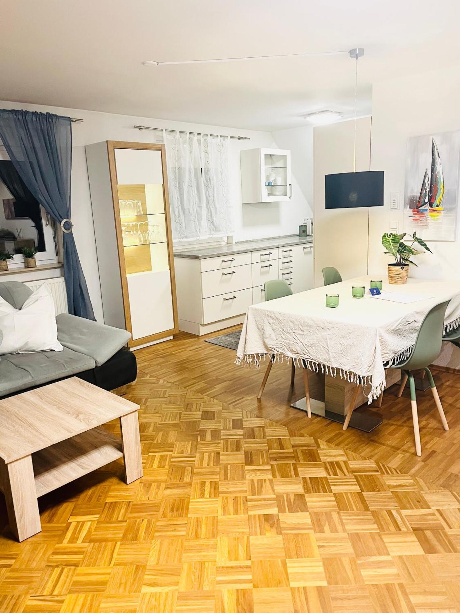 Seemomente Spieleland, Messe, Friedrichshafen 3 Zi Mit Balkon, Parkplatz Apartment *